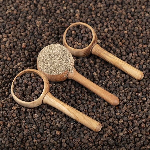 Taze Çekilmiş Karabiber