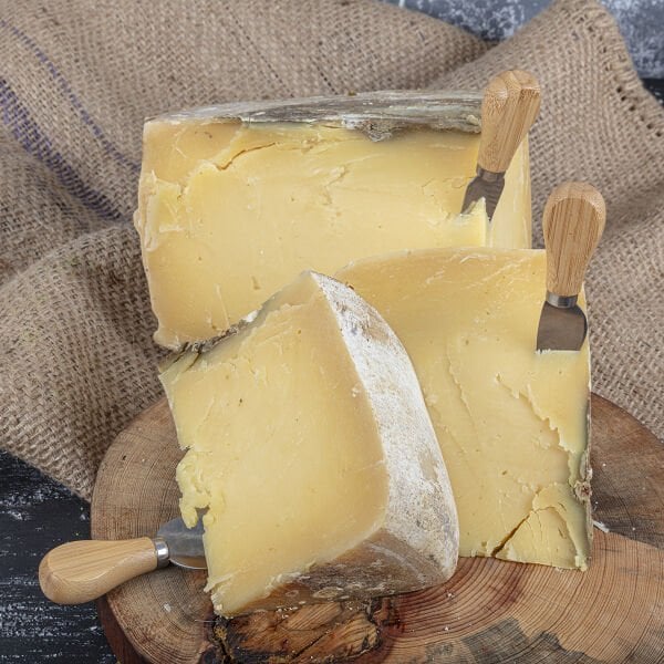 Kars Kaşarı (Gravyer)