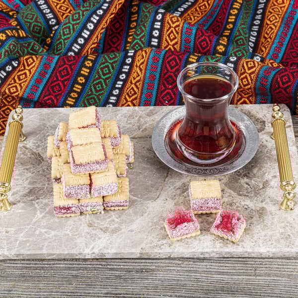 Bisküvili Nostalji Lokum